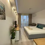 студио симона 2 - първа линия море Apartment Lozenets
